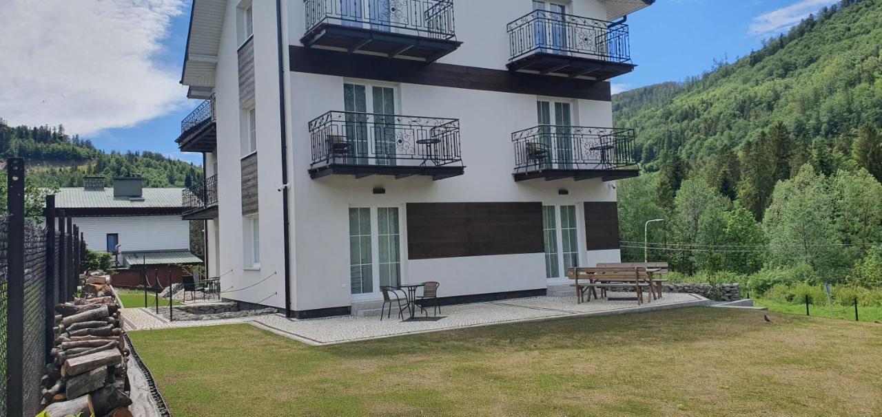 Apartamenty Pod Czyrna ชเจอร์ค ภายนอก รูปภาพ